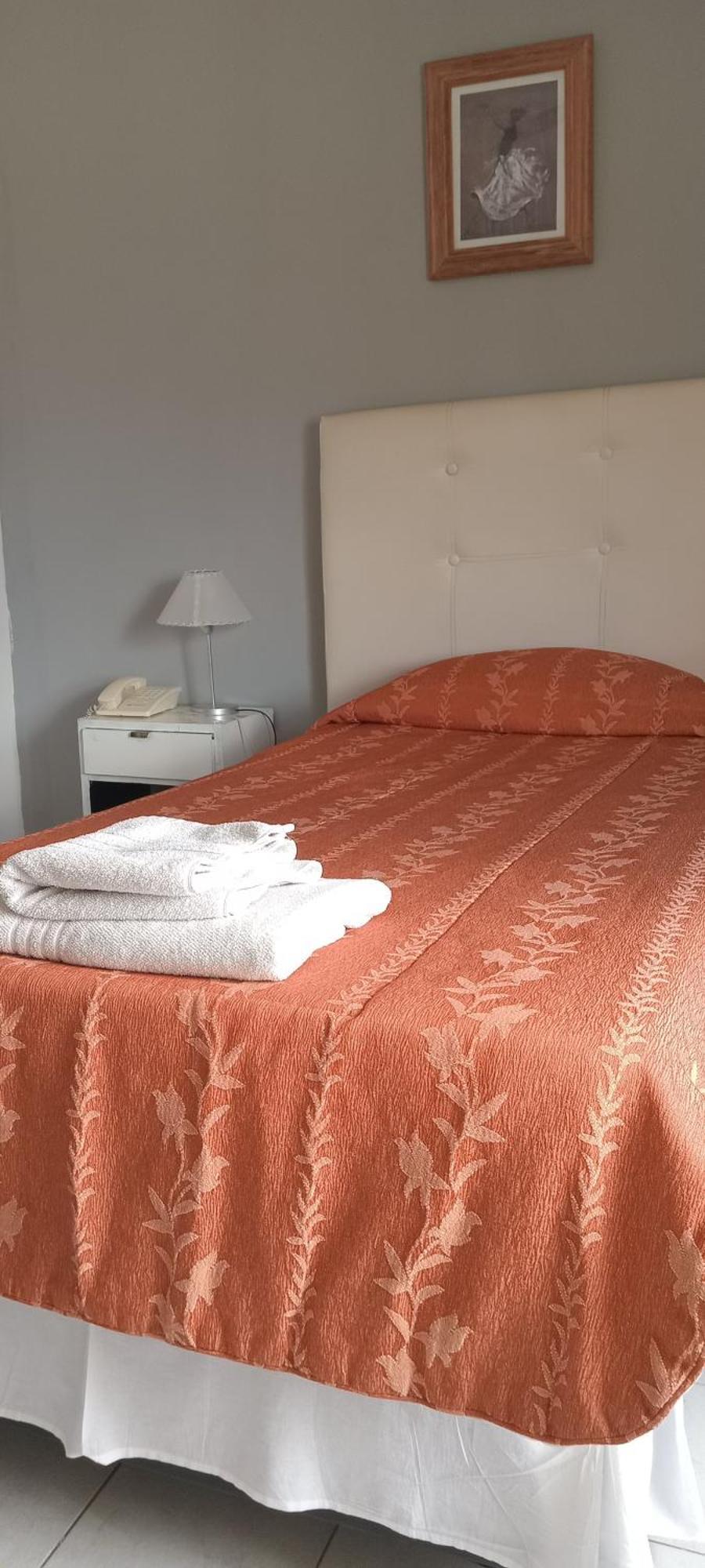 ניוקואן Hotel Crystal מראה חיצוני תמונה
