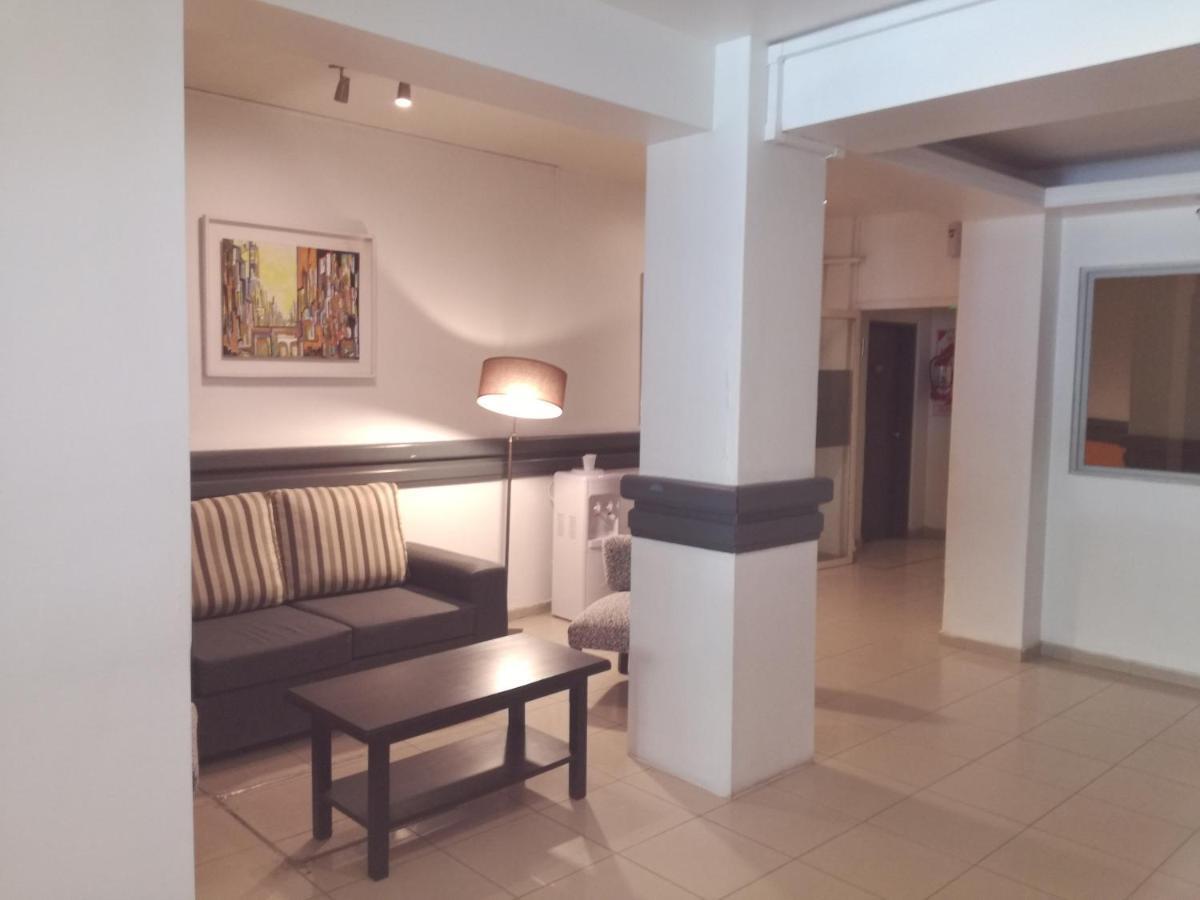 ניוקואן Hotel Crystal מראה חיצוני תמונה