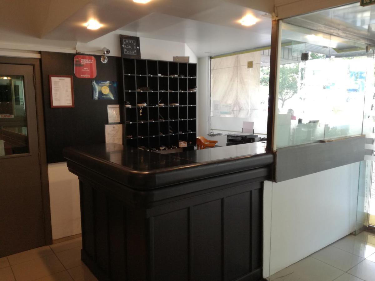 ניוקואן Hotel Crystal מראה חיצוני תמונה